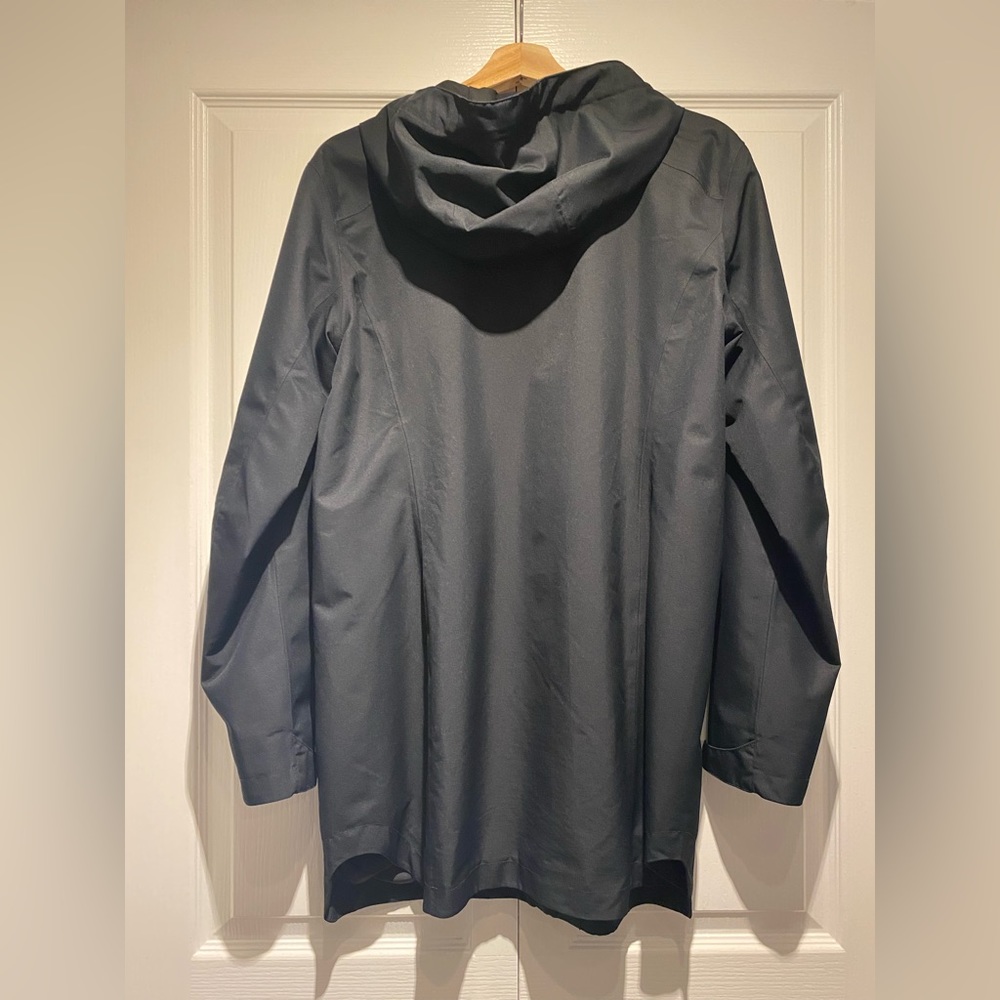 MEC Soft Shell Jacket - Picture 2 of 4